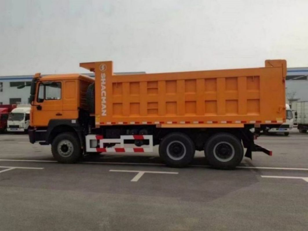 শ্যাকম্যান সিঙ্গল স্লিপার ডাম্প ট্রাক F3000 6x4 400hp ইউরো II শক্তিশালী কর্মক্ষমতা এবং দরকারী লোড ক্ষমতা