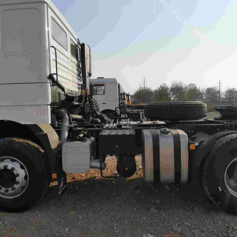 রেড শ্যাকম্যান F3000 375HP ইউরো ভি 6-চাকা ট্র্যাক্টর হেড 4x2 WEICHAI ইঞ্জিন