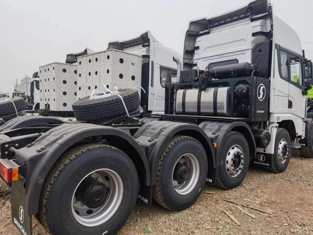 Cummins 420hp 10 চাকা 6X4 শ্যাকম্যান X3000 ট্র্যাক্টর ট্রাক মাথা বিক্রয়ের জন্য
