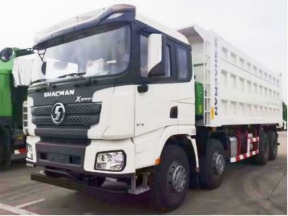 শ্যাকম্যান 8x4 440HP ইউরোভি ভারী ডাম্প ট্রাক হোয়াইট 20 - 30 টন ট্যাপার ডাম্প ট্রাক